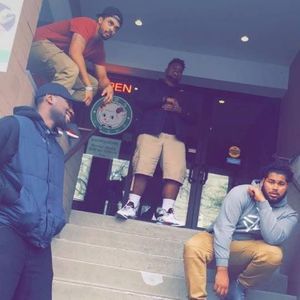 Meet your Posher, Lance